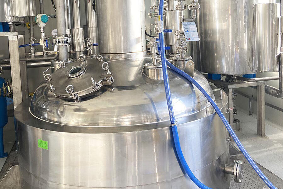 AmbioPharm 5000L reactor
